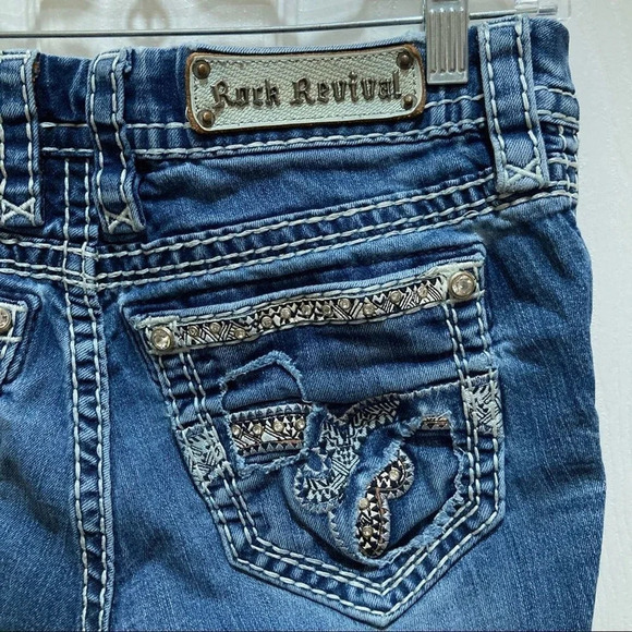ROCK REVIVAL Luiza Boot Cut Jeans Size 27 Embroidered Bedazzled - Picture 1 of 12